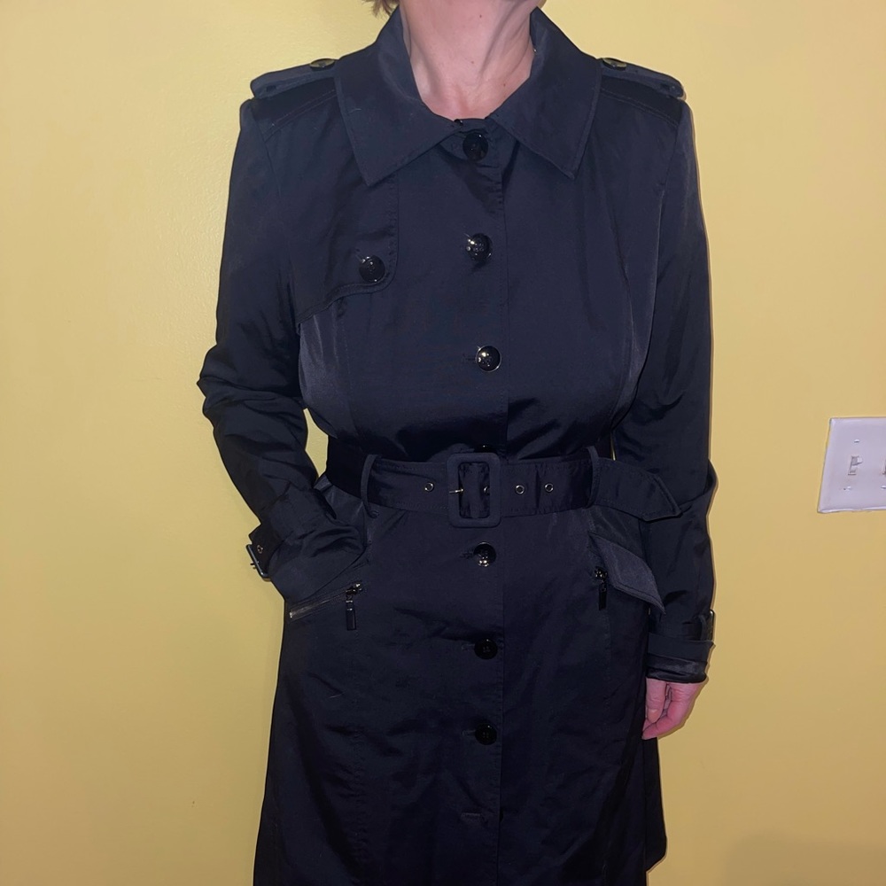 Bebe black trench coat size Large